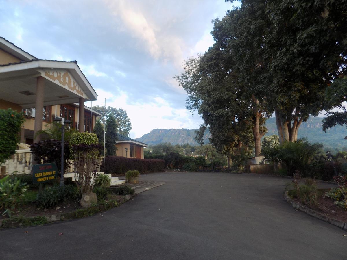 Kayegi Hotel Mbale Εξωτερικό φωτογραφία